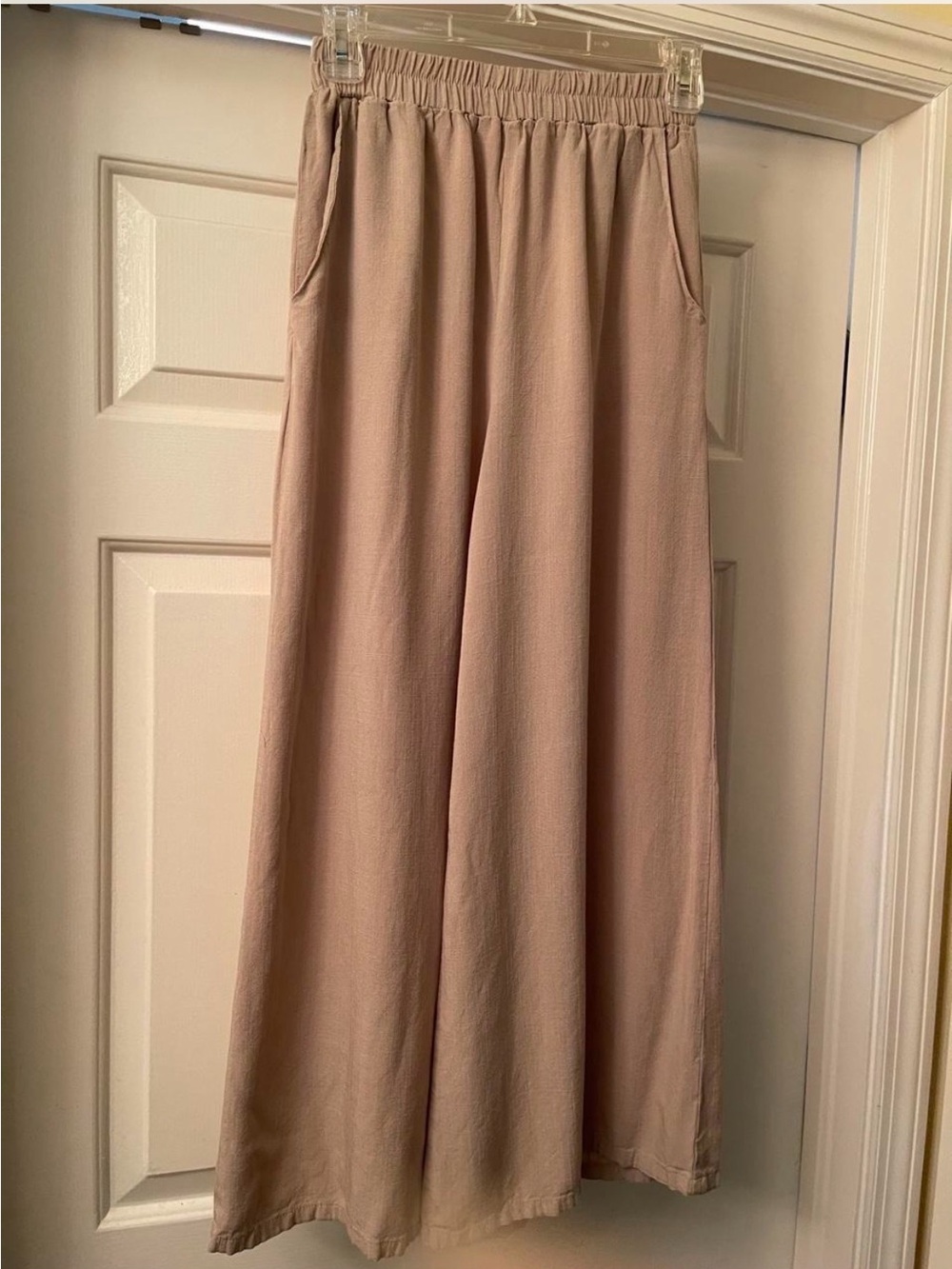 Wide-Leg Elastic-Waist Pants in Light Taupe
